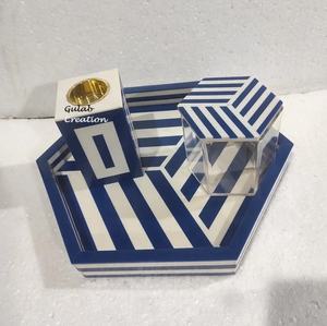 ชุดเตาเผาเครื่องหอมอินเดียทรงหกเหลี่ยมสีเขียวขาวทำจากเรซิ่นยี่ห้อ ZAMZAM IMPEX พร้อมที่วางเครื่องหอมแบบอาหรับ ตกแต่งสวยงาม ทนทาน เป็นมิตรกับสิ่งแวดล้อม - Product Image 3