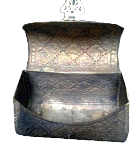 Bolso de Hombro Lowellcraft.com para Novia, Mujer, Regalo de Fiesta, Estilo Étnico Antiguo, Bandolera de Metal con Cierre de Solapa - Product Image 4