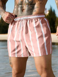 Shorts de verano para hombre, a rayas, con cordón en la cintura, shorts de playa de secado rápido, bañador con estampado rosa y blanco, hecho en Pakistán. - Product Image 1