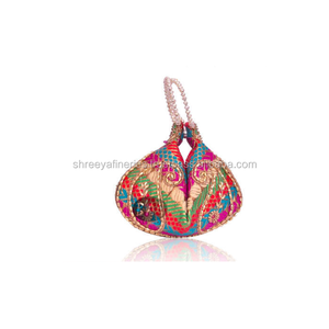 Sacs de Potli de mariage ethnique brodés à la main indiens sacs de Potli de pièce de monnaie sacs de Potli de retour de mariage sacs de cadeau - Product Image 2