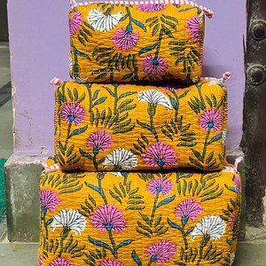 Floral Embroidered Cotton Cosmetic Bags Toiletry bag Style Zipper Pouches Medium Capacity Multi Function <b>Makeup</b> Organizer - Product Image 5