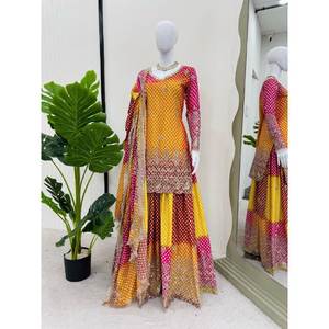 Traje RTC Fancy Yellow XL con Lentejuelas de Hilo y Trabajo de Espejo Real - Product Image 2