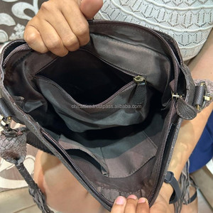 กระเป๋าถือแบบมีสายคาดตัวมีหลายสีประดับด้วยลูกปัดหนังแฮนด์เมดของจริง aztec - Product Image 6