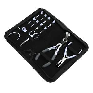 Kit profesional de herramientas para extensiones de cabello blanco con pinzas para cinta adhesiva, pinzas para microperlas, agujas de separación con anillo para dedo y tijeras. - Product Image 1