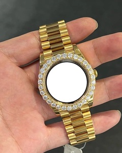 Reloj de lujo para hombre de oro amarillo, caja redonda de 36mm, cristal de zafiro, movimiento de cuarzo analógico, cierre plegable, bisel de diamantes - Product Image 1