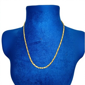 Élégante Chaîne torsadée en or massif 22 carats avec accents en forme de barillet, Collier en or jaune véritable certifié BIS, Bijou - Product Image 1