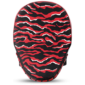Guantes de Boxeo de Cuero Rojos Venomous, Almohadillas Curvas para Golpear, Almohadillas de Entrenamiento de MMA y Muay Thai para Entrenadores - Product Image 2