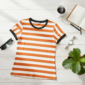 Camiseta de Mujer de Primera Calidad en Colores Naranja y Blanco con Diseño de Rayas, Cuello Redondo Negro y Mangas Cortas, Logotipo Personalizado - Product Image 5