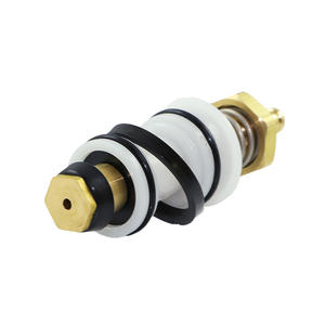 Grifo de Agua de Cobre de Flujo Constante de Calidad Premium, Reemplazo Duradero del Núcleo de Válvula Sintética, Accesorios de Baño - Product Image 4