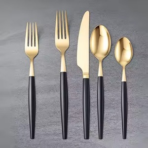 Juego de Cubiertos de Acero Inoxidable Hechos a Mano para Restaurante, Hotel y Presentación de Comidas en Casa - Product Image 4