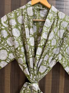 Bata de algodón floral transpirable con cuello en V para mujer, kimono ligero, ropa de descanso de verano, pareo de playa, bata de novia - Product Image 2