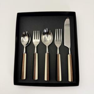 Juego de Cubiertos de Acero Inoxidable Ecológico, Moderno y Elegante, con Mango de Resina y Madera, para Restaurantes - Product Image 2