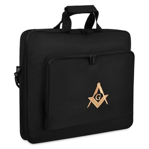 กระเป๋าใส่ผ้ากันเปื้อนแบบนิ่ม Master Mason Blue Lodge สีดำ พร้อมซิป สายสะพายไหล่ และตราสัญลักษณ์ปัก - Product Image 1