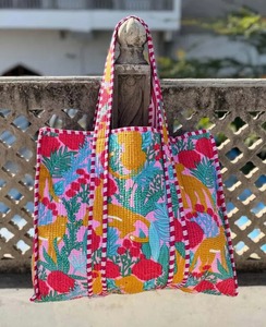 Fashionable Printed Cotton Quilted Shoulder <b>Bag</b> for Ladies Lightweight and Comfortable Carry - Product Image 2