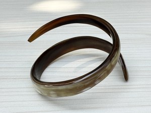 MN EXPORTS Bracelet manchette artisanal en corne de vache à motif animal, imitation perle, cadeau de bijoux moderne pour femme chrétienne - Product Image 6