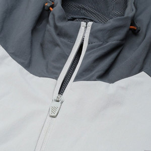 Chaqueta cortavientos con capucha para hombre, de color en bloques, impermeable, ligera, con cremallera, para correr, tipo softshell - Product Image 5