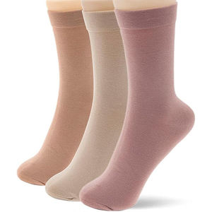 Chaussettes de sport décontractées pour hommes en Spandex/Polyester respirant et écologique de qualité supérieure - Vente en gros au meilleur prix, couleur unie - Product Image 5