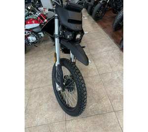 MEJORES VENTAS Motocicletas Honda XR 190L 2025 LISTAS PARA ENVIAR - Product Image 1
