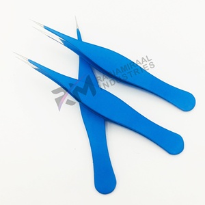 Pinzas para Cejas de Acero Inoxidable Color Azul con Punta Puntiaguda, Diseño Duradero para un Uso Preciso - Product Image 4