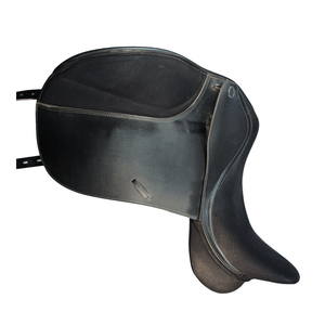 Selle d'équitation tout usage en cuir véritable faite à la main de haute qualité, selle d'obstacle anglaise à contact étroit pour le dressage - Product Image 1
