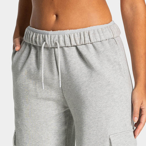 Pantalon cargo gris pour femme de haute qualité, coupe ample, taille à cordon, multi-poches, en molleton, style streetwear décontracté, vente en gros - Product Image 3