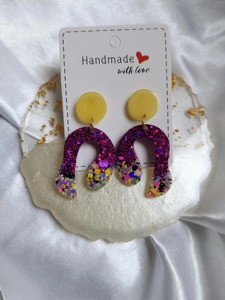 Boucles d'oreilles en résine de style urbain, design moderne, faites à la main, prix d'usine en gros, article en résine - Product Image 4
