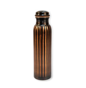 Bouteille d'eau en cuivre côtelé antique, finition vintage, réutilisable, étanche, écologique, pour la maison, le bureau et les voyages - Product Image 1