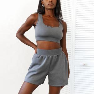 Vêtements de sport pour hommes, ensemble de yoga deux pièces grande taille, haut court en coton et short, soutien-gorge de sport - Product Image 3