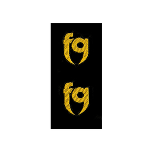 Étiquettes tissées personnalisées en damassé, pliées au centre, pour vêtements. Étiquettes personnalisées lavables pour projets professionnels avec logo - Product Image 2