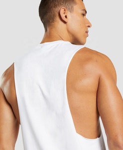 Débardeur uni personnalisé pour homme à emmanchures profondes, débardeur de sport et de fitness vierge en coton, style streetwear pour homme - Product Image 5