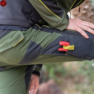 Pantalon de randonnée convertible en softshell, avec poches zippées, taille ajustée, en toile thermique, polyester, imperméable, en laine mérinos - Product Image 3