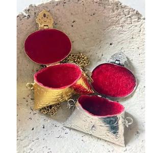 Monedero de Metal y Terciopelo, Estuche Rígido para Monedas, Estilo Vintage, Mini Bolso Cuadrado Hecho a Mano para Mujer, Artículo de Regalo de Lujo - Product Image 1