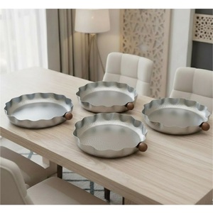 Plateau de service rond en métal noir, design moderne, luxe artisanal, personnalisable, pour cuisine, décoration intérieure, vaisselle – Offre Spéciale - Product Image 1