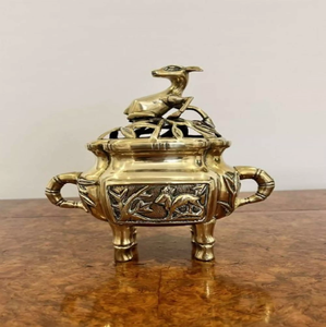 Quemador de incienso alto de latón vintage con tapa de cúpula tallada ornamentada para decoración del hogar, disponible a precios de mayorista. - Product Image 5