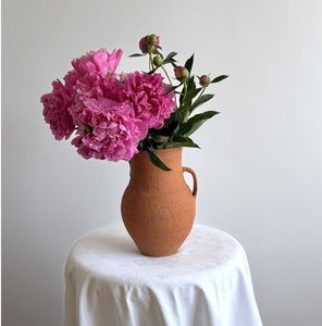 Pot en terre cuite rustique vintage avec poignée, vase en argile fait main, porte-fleurs décoratif, décoration d'intérieur de style campagnard - Product Image 1