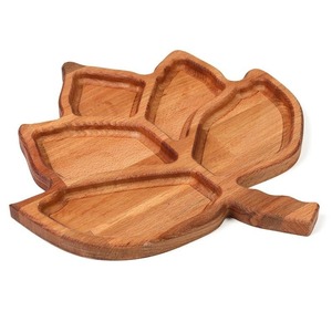 Assiette de service en bois faite à la main, polie, à compartiments, style nordique, idéale pour les apéritifs et les fêtes, parfaite pour la maison et les restaurants - Product Image 4