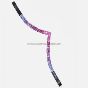 Nueva diadema de cuero brillante en forma de V para caballo, ideal para doma clásica, con cadena de cristales Hotfix, diadema brillante para caballos - Product Image 3