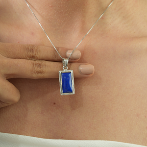 Pendentif solitaire authentique en lapis-lazuli, argent sterling 925, forme géométrique, style classique, bijoux artisanaux raffinés - Product Image 4