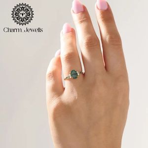 Bague de Fiançailles Romantique Charm_Jewells pour Femme, Plaqué Argent Or Jaune, Moissanite Taille Coussin, Diamants Motif Végétal - Product Image 5