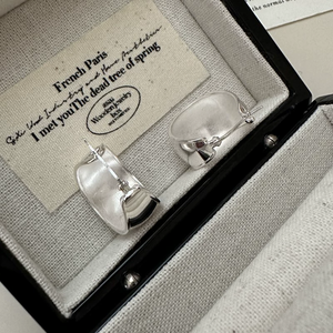 Pendientes Colgantes de Plata de Ley S925, Estilo Coreano Retro, Diseño Simple con Textura Única, Forma Ovalada Lisa - Product Image 2