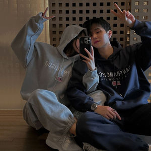 Sweat-shirts surdimensionnés personnalisés de haute qualité 100 % coton peigné, style streetwear, impression EMB, coupe ample, avec poches, pour couples - Product Image 2