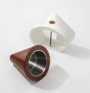 Nouveau brûleur à bakhoor en bois et cuir, artisanal, élégant, de qualité supérieure, fait main, porte-encens du Moyen-Orient, écologique, anti-odeur - Product Image 6