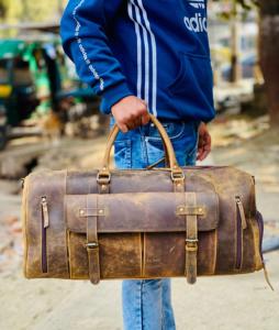 Bolsa de Viaje de Cuero SUPERIOR TRADERZ, Personalizable, con Cierre de Cremallera, Estilo Weekender de Lujo, Gran Capacidad, Multifuncional - Product Image 2