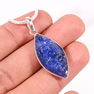 Pendentif Tanzanite Marquise Sculpté à la Main, Fait Main en Argent Sterling 925 Plaqué Or, Sertissage Clos Vintage, Élégante Pierre Précieuse Bleue - Product Image 1