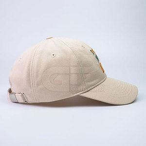 Casquette « Meilleure maman de tous les temps » pour la fête des mères avec détail brodé sur le devant, coupe confortable et look tendance style streetwear - Product Image 4