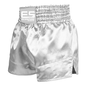 Pantalones Cortos de Muay Thai para Hombre, Estilo Nuevo, Color Sólido, Logotipo Frontal, Transpirables, de Secado Rápido, Satén/Poliéster, Personalizables, Hechos en Pakistán - Product Image 2