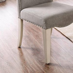 Set di 2 Sedie da Pranzo in Stile Transizionale Bianco Antico con Design a Schienale a Cammello e Struttura in Tessuto Grigio - Product Image 6