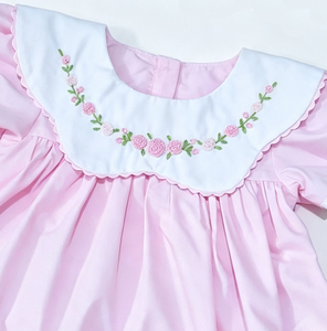Vente en gros de robes pour bébé fille brodées à la main / Robes pour bébé fille sur mesure. - Product Image 6