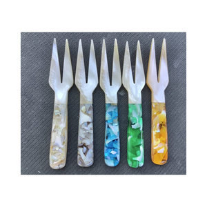 Luxury Tableware Mother Of Pearl Spoon Natural <b>Shell</b> Spoon Caviar Spoon For Gourmet Dining Vietnam Supplier - Product Image 3