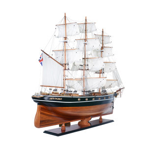Modèle de bateau à voile historique Cutty Sark en cèdre peint à la main L120 - Réplique extra-large en bois pour décoration nautique - Product Image 3